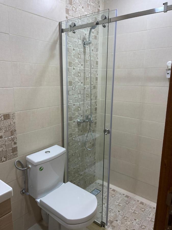 Appartement En M'Diq Centre Ville Pres De La Plage Bagian luar foto