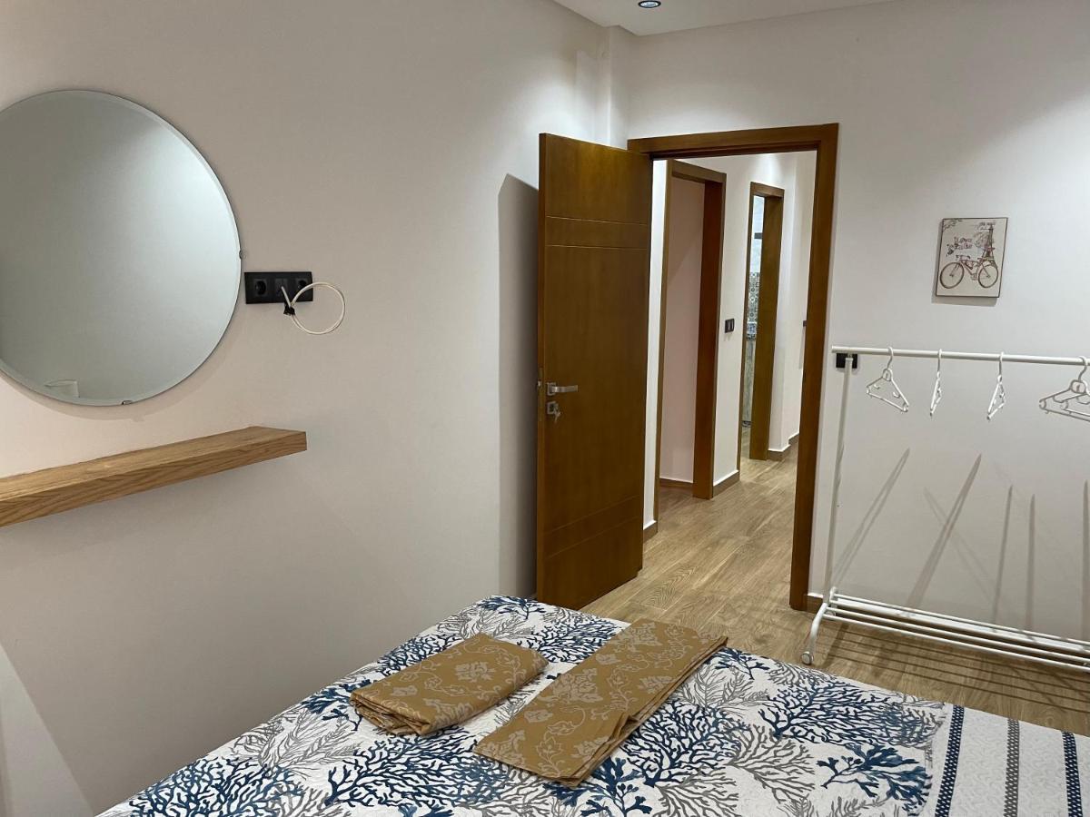 Appartement En M'Diq Centre Ville Pres De La Plage Bagian luar foto