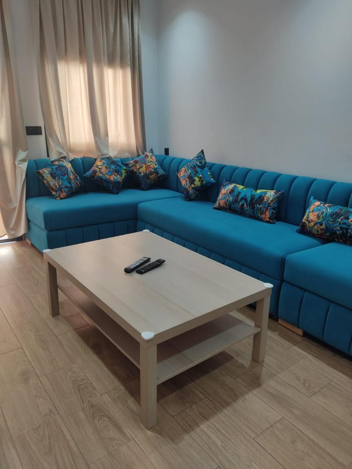 Appartement En M'Diq Centre Ville Pres De La Plage Bagian luar foto