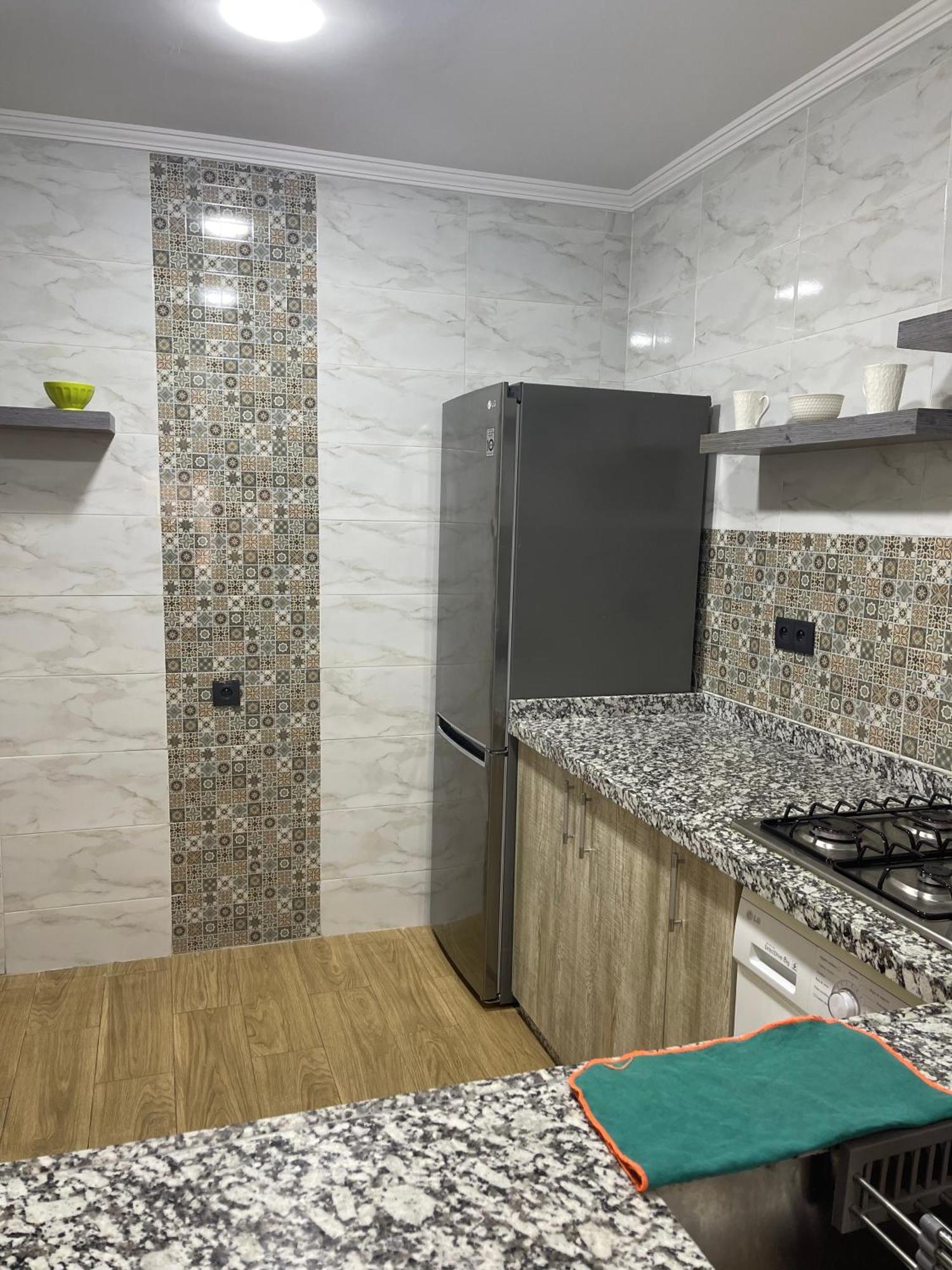 Appartement En M'Diq Centre Ville Pres De La Plage Bagian luar foto